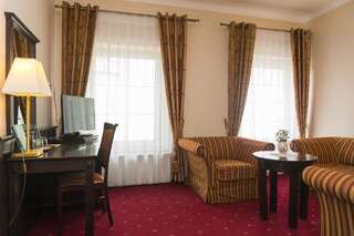 Отель Hotel Piast Ополе Двухместный номер с 2 отдельными кроватями-5